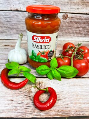 138 sos pomidorowy z bazyliĄ