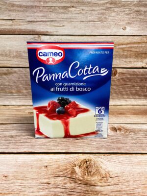 72 deser panna cotta zowocami lesnymi