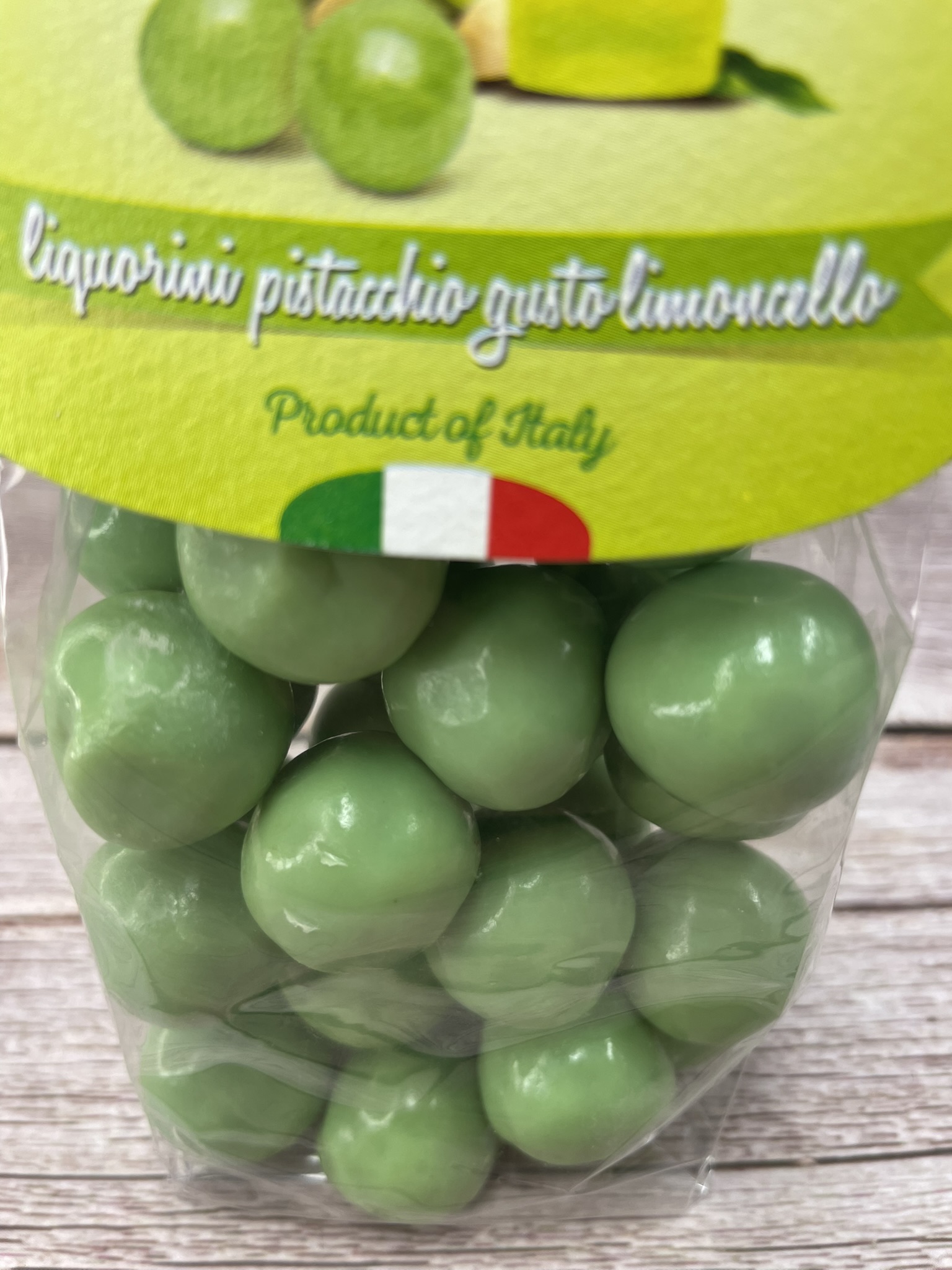 693 pistacja draże czekolada słodki